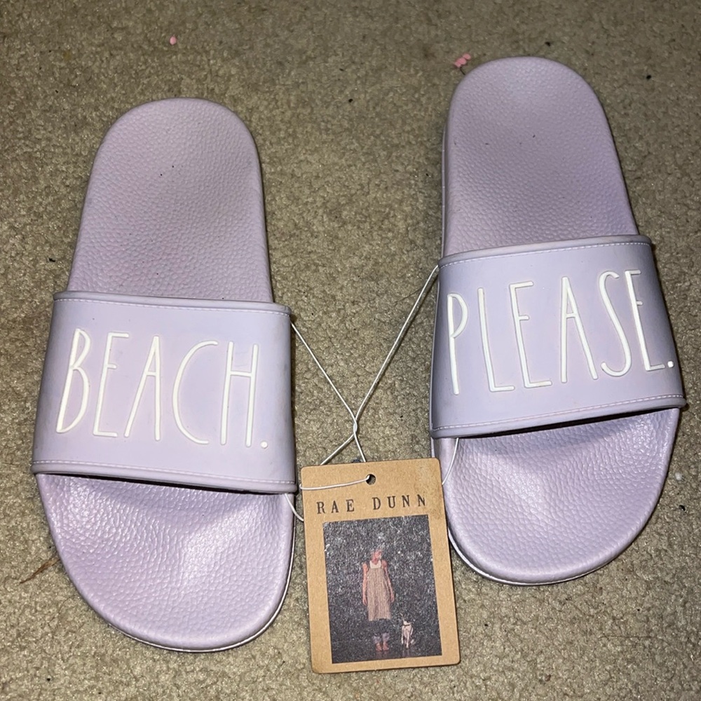NWT Rae Dunn Sandals